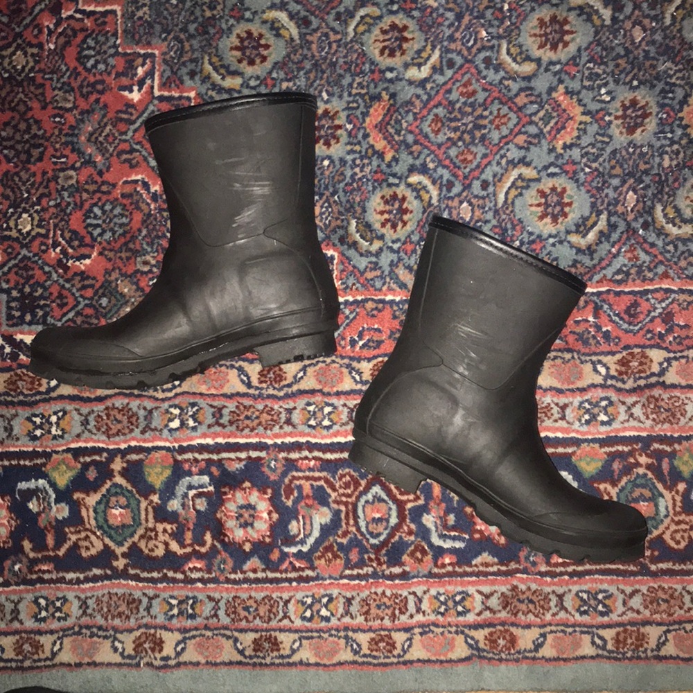 Black Rain boots, size 7